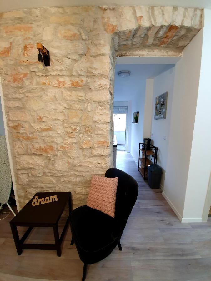 Polei Istria Apartment Pula Ngoại thất bức ảnh