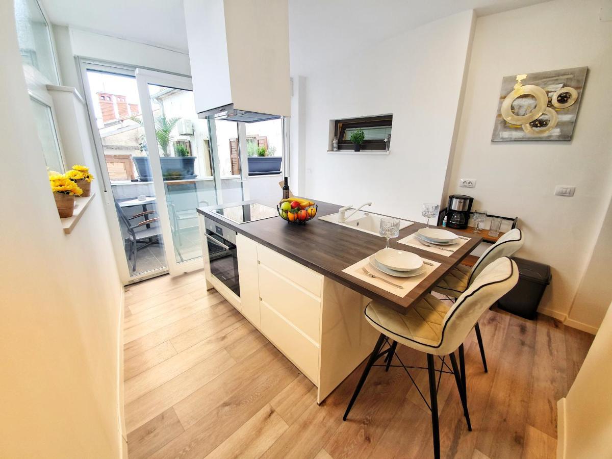 Polei Istria Apartment Pula Ngoại thất bức ảnh