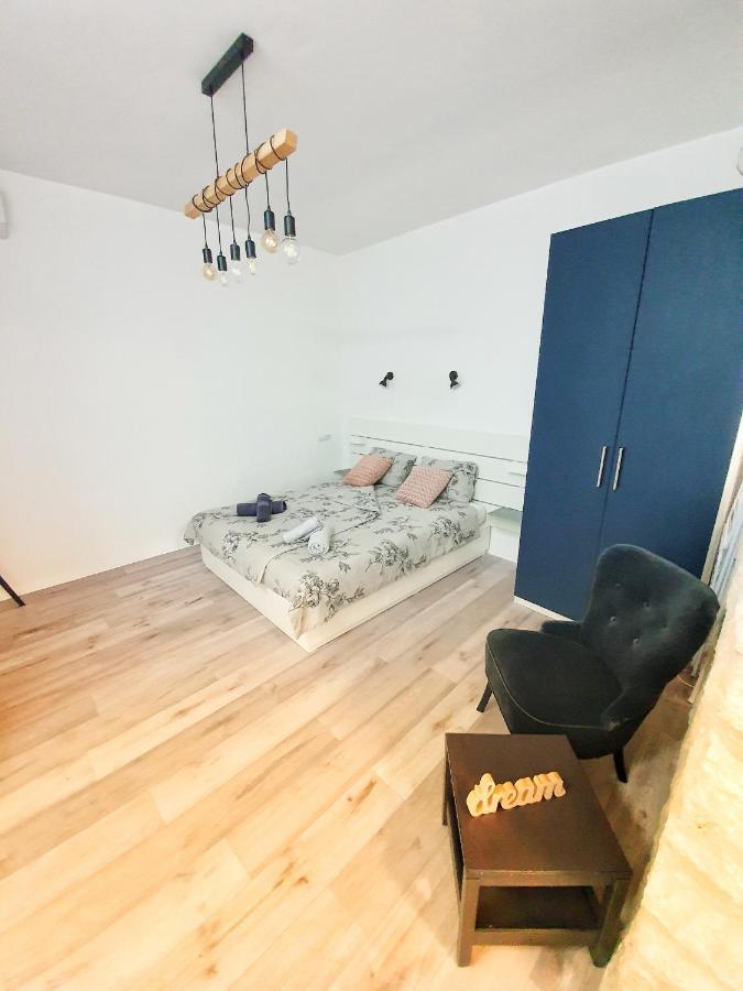 Polei Istria Apartment Pula Ngoại thất bức ảnh
