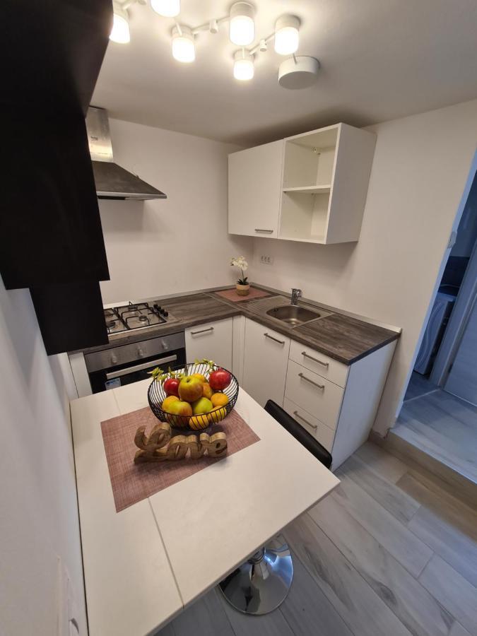 Polei Istria Apartment Pula Ngoại thất bức ảnh