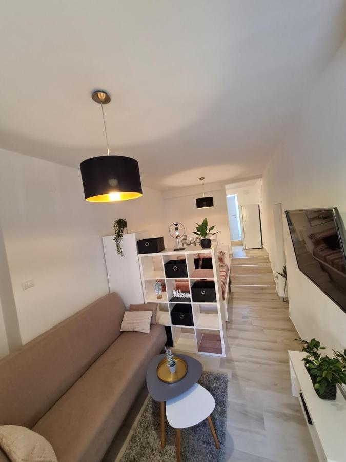 Polei Istria Apartment Pula Ngoại thất bức ảnh
